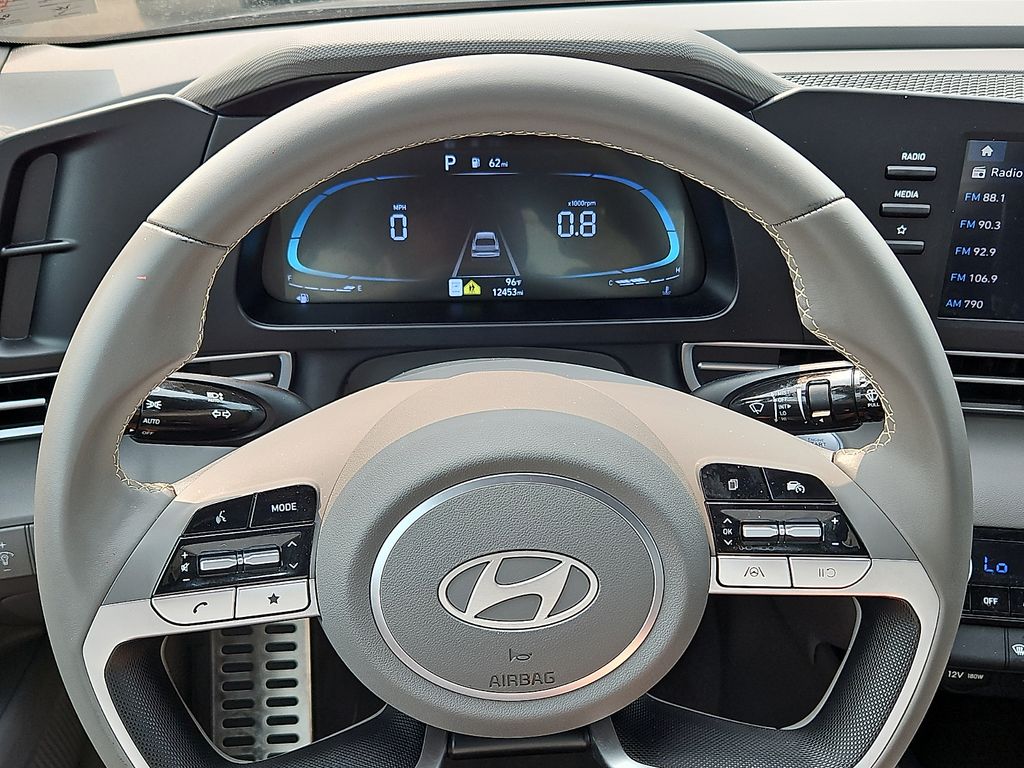 Thumbnail: 2025 Hyundai Elantra - 9
