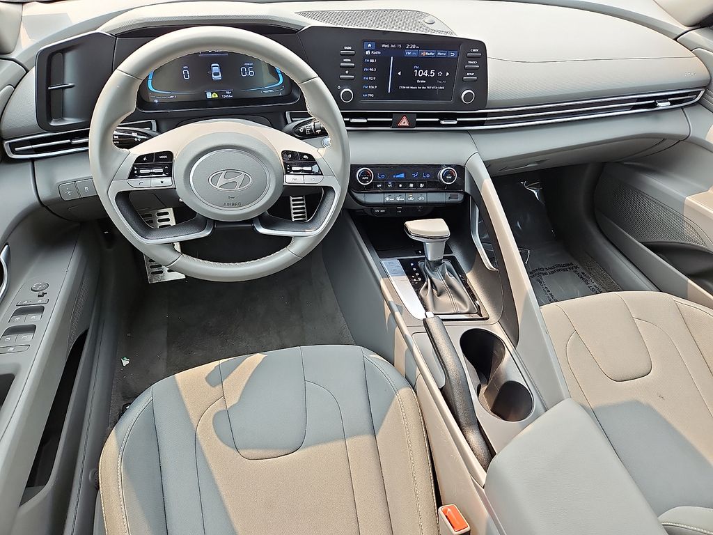 Thumbnail: 2025 Hyundai Elantra - 2