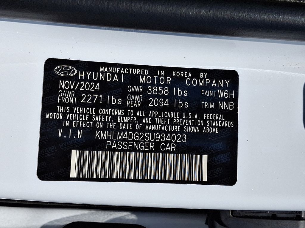 Thumbnail: 2025 Hyundai Elantra - 15