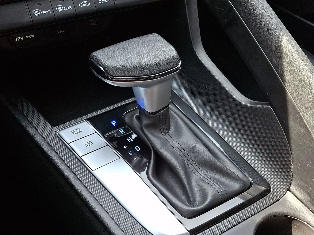 Thumbnail: 2024 Hyundai Elantra - 14