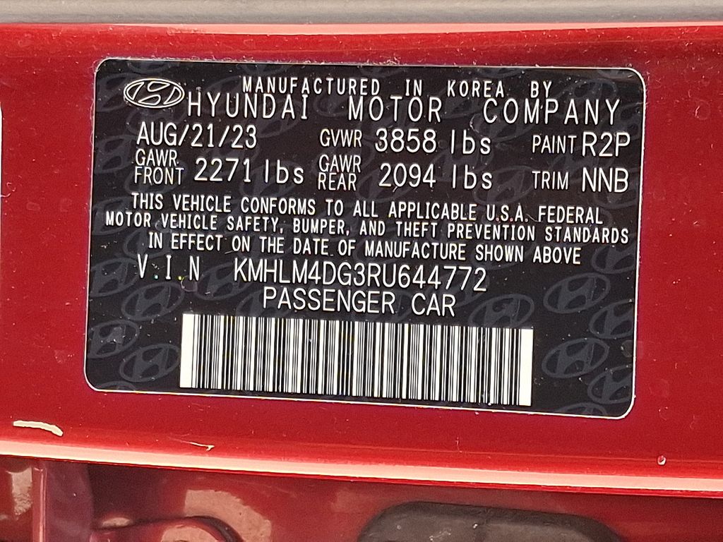 Thumbnail: 2024 Hyundai Elantra - 17