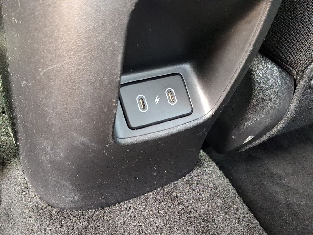 Thumbnail: 2024 Hyundai Elantra - 31