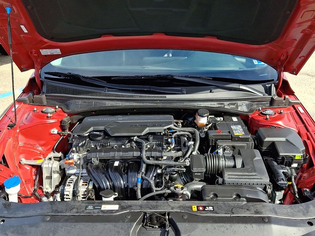 Thumbnail: 2024 Hyundai Elantra - 8