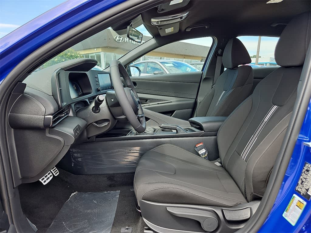 Thumbnail: 2025 Hyundai Elantra - 8