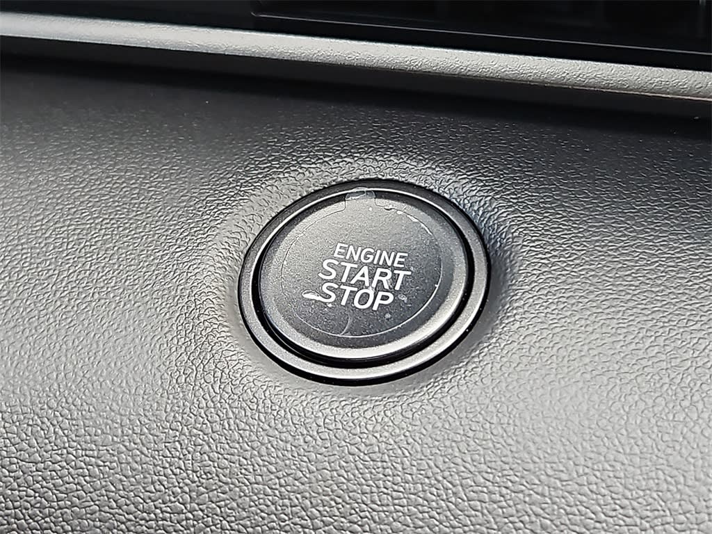 Thumbnail: 2025 Hyundai Elantra - 19