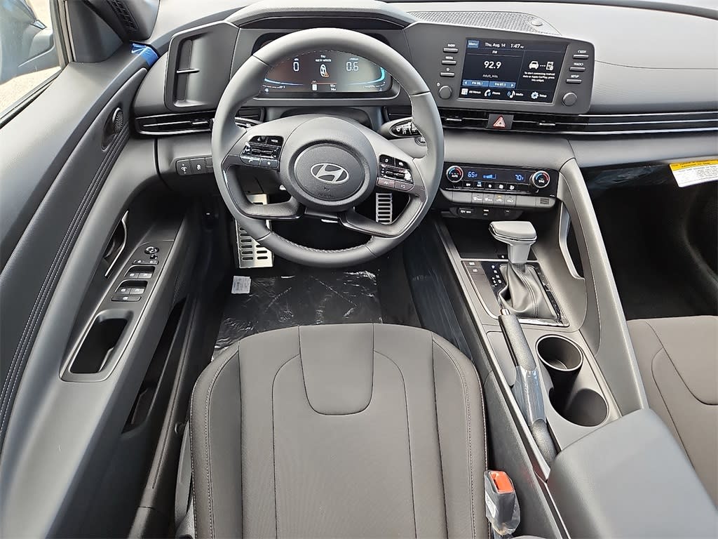 Thumbnail: 2025 Hyundai Elantra - 2