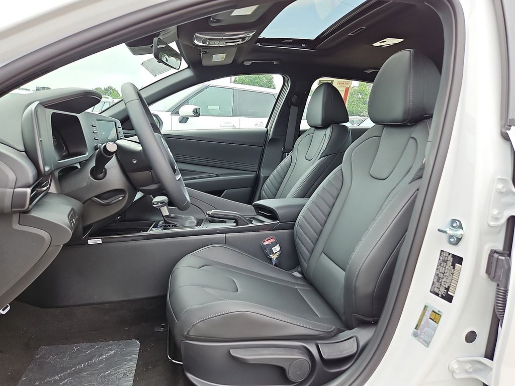 Thumbnail: 2026 Hyundai Elantra - 8