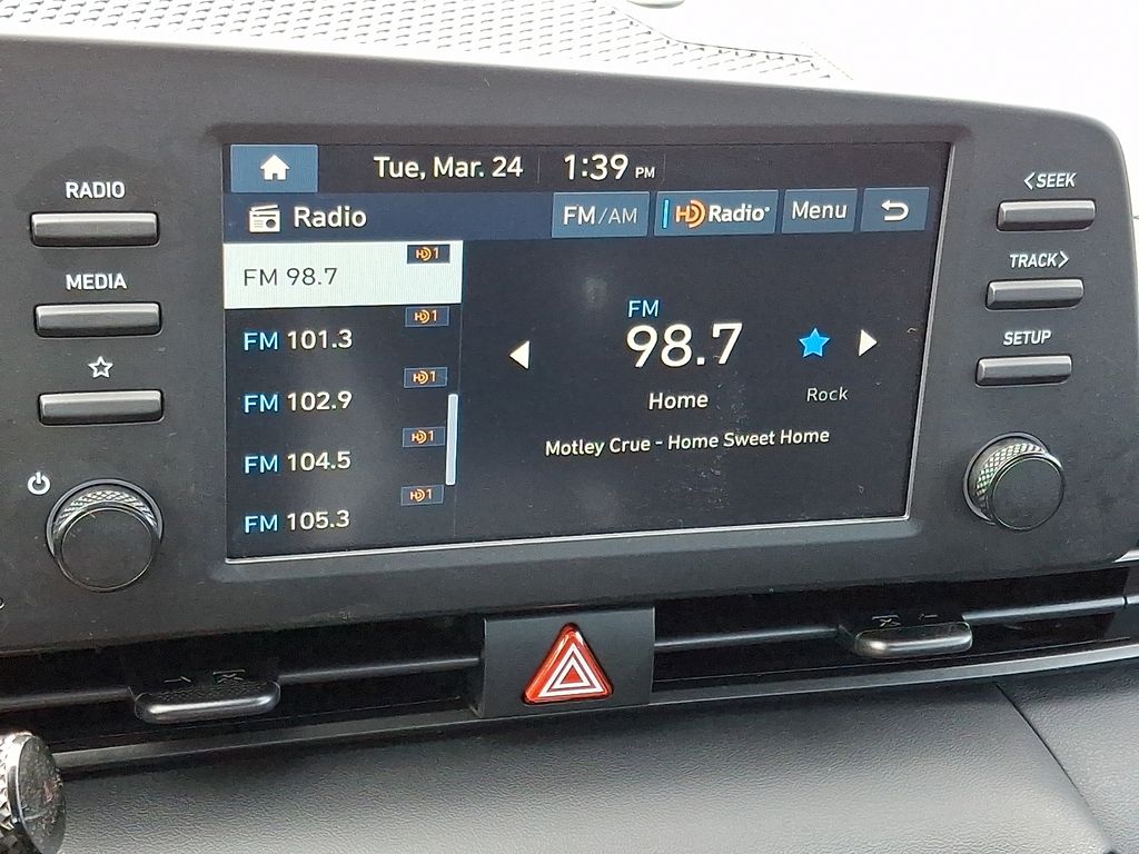 Thumbnail: 2025 Hyundai Elantra - 13