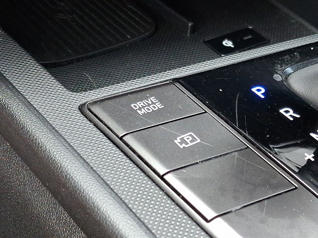 Thumbnail: 2025 Hyundai Elantra - 28