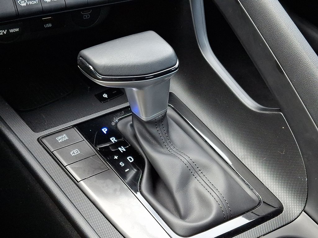 Thumbnail: 2025 Hyundai Elantra - 14