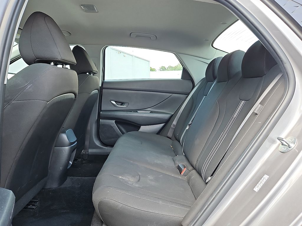 Thumbnail: 2024 Hyundai Elantra - 9