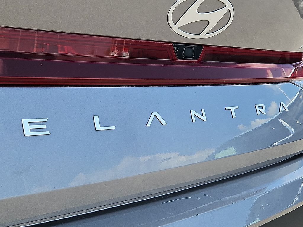 Thumbnail: 2024 Hyundai Elantra - 30