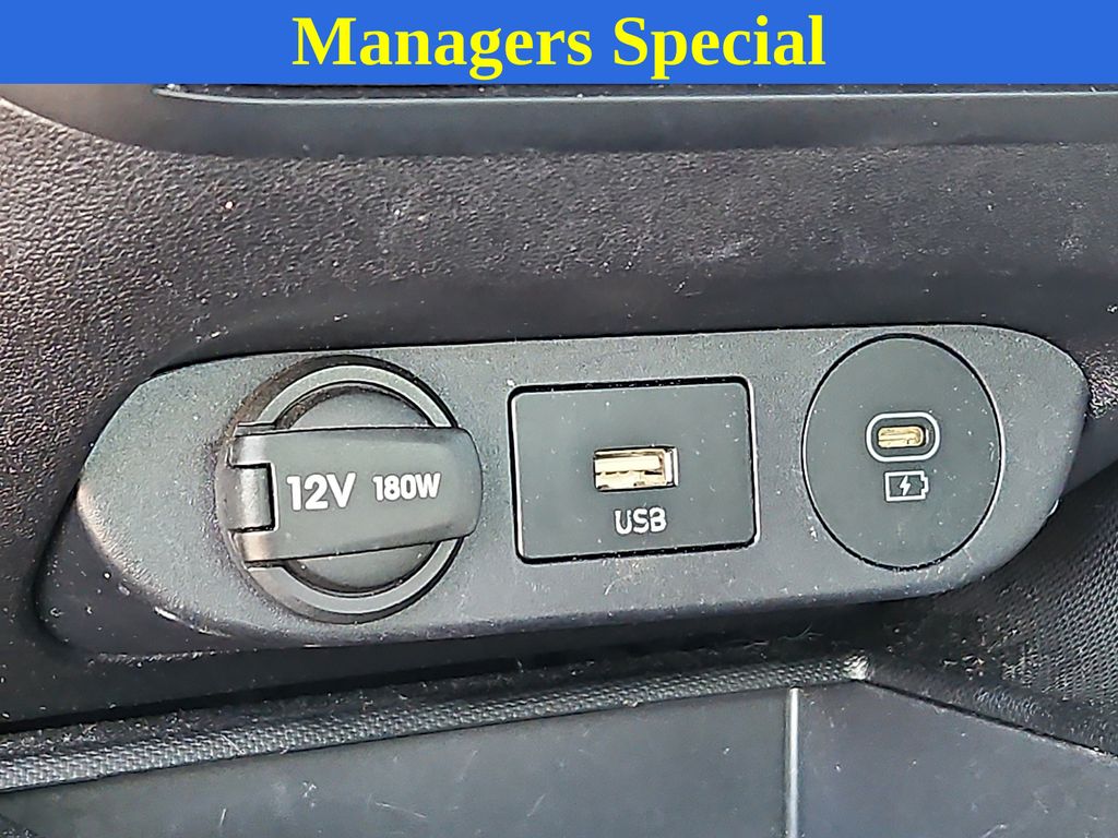 Thumbnail: 2024 Hyundai Elantra - 26