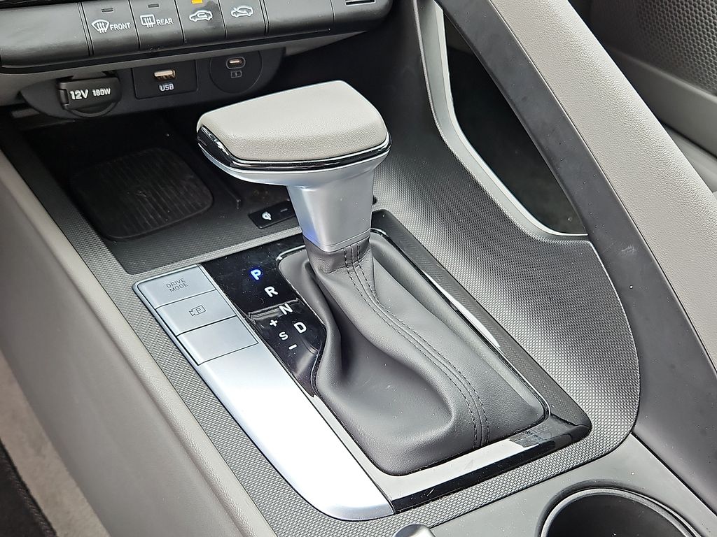 Thumbnail: 2025 Hyundai Elantra - 12