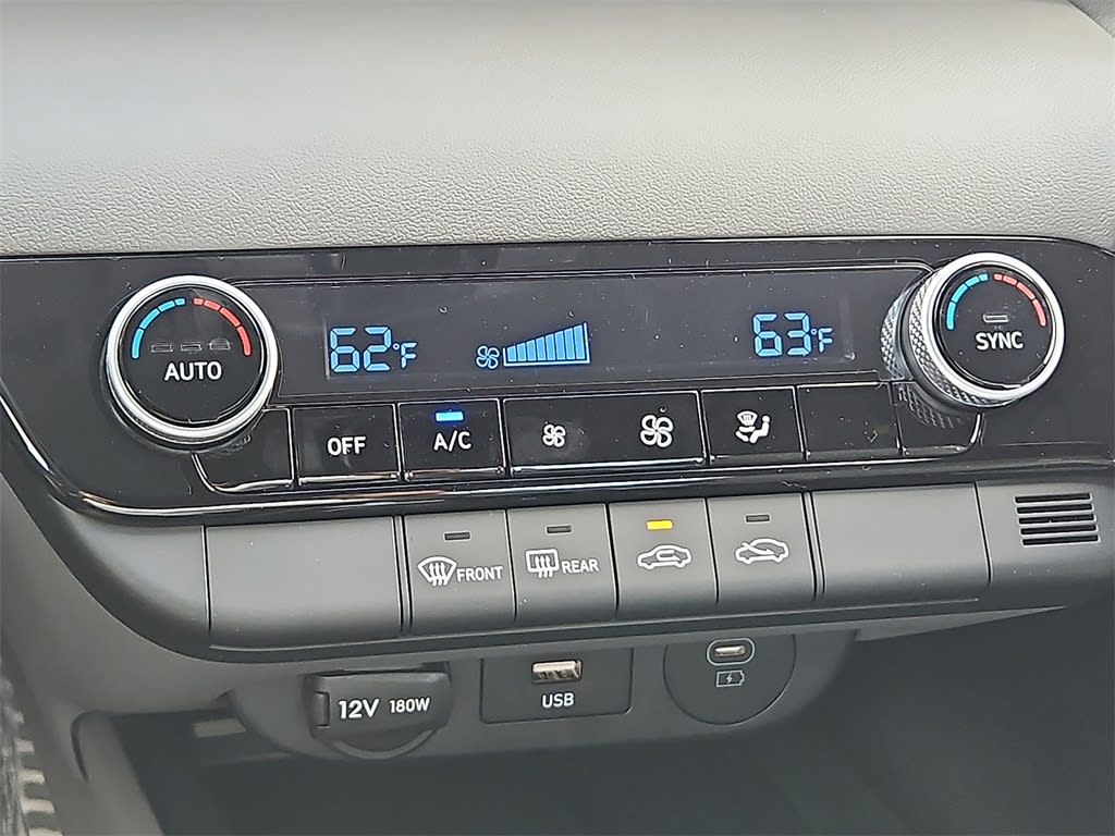 Thumbnail: 2025 Hyundai Elantra - 17