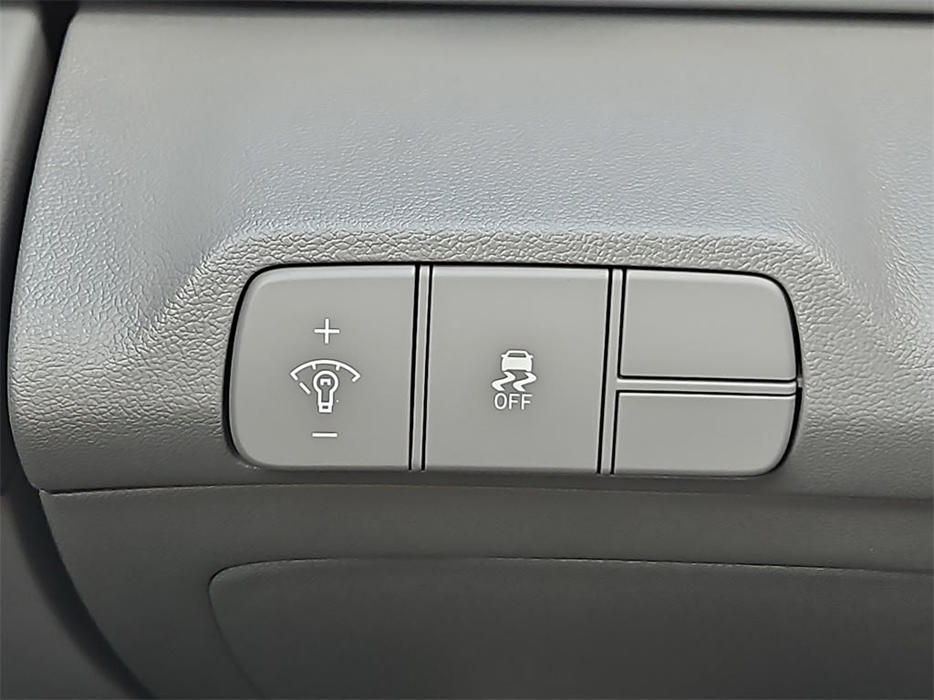 Thumbnail: 2025 Hyundai Elantra - 20