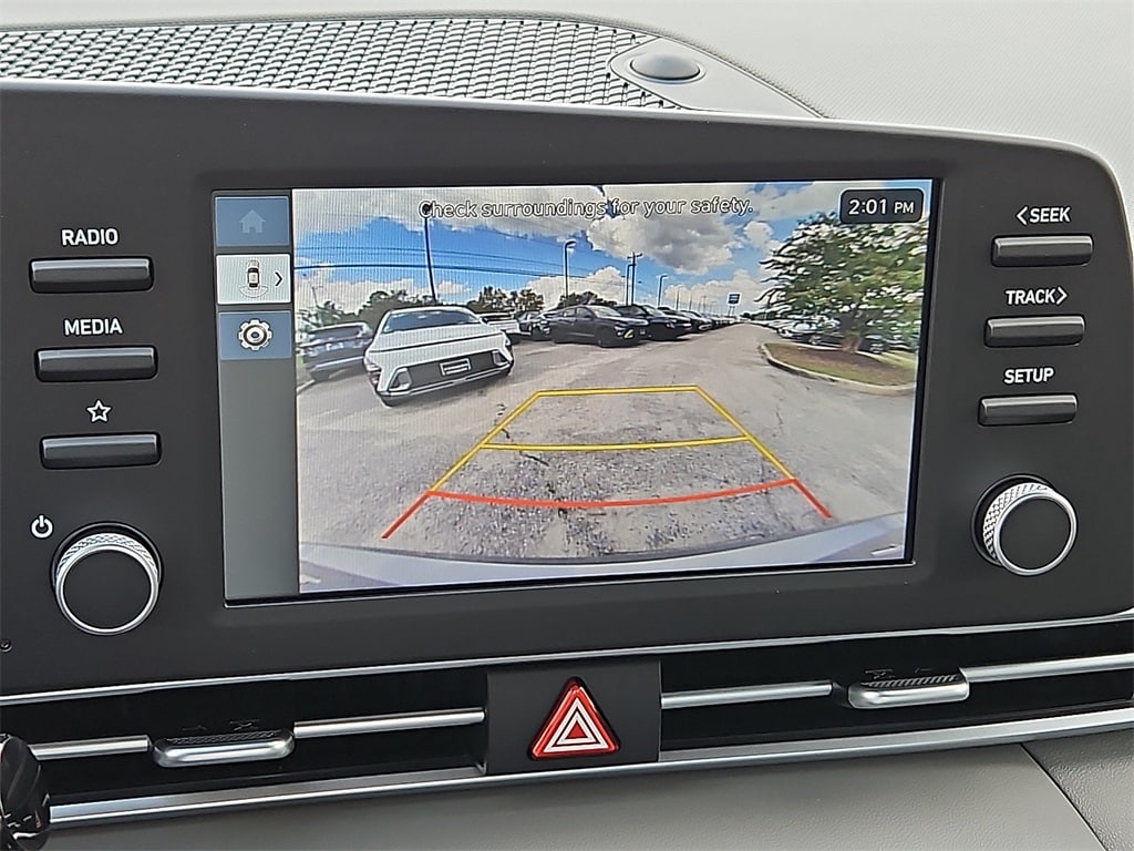 Thumbnail: 2025 Hyundai Elantra - 18