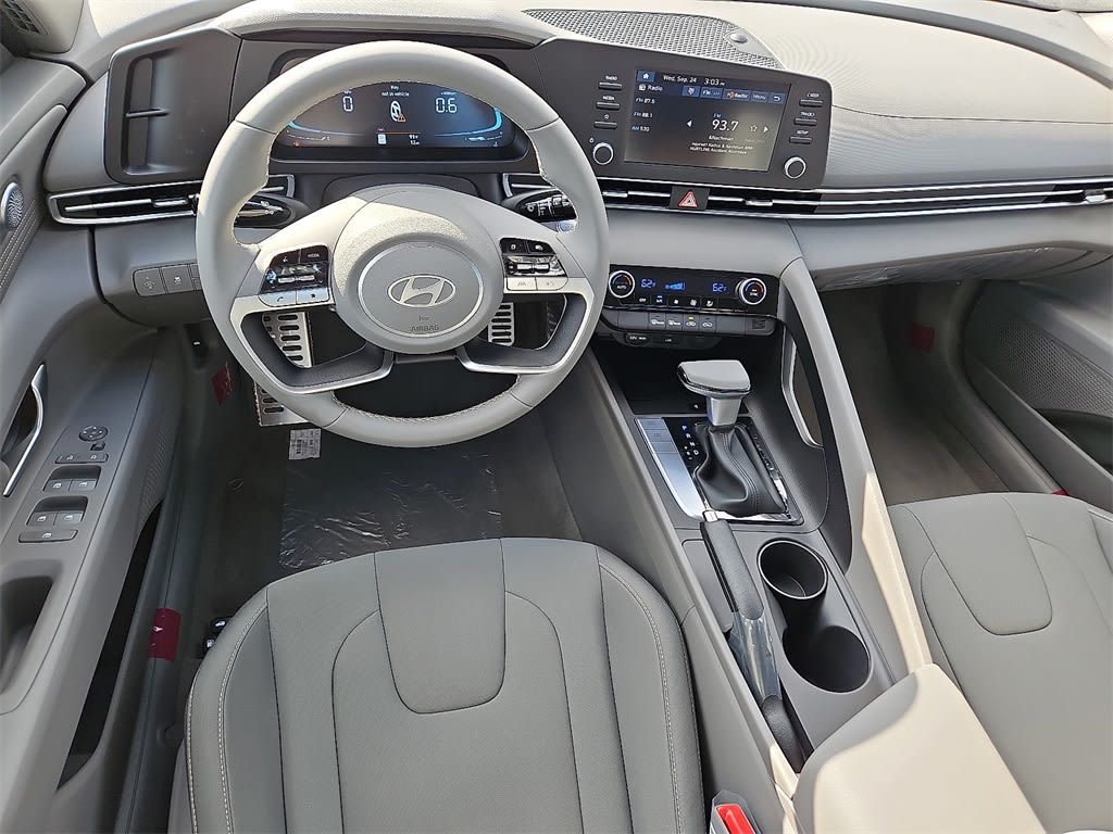 Thumbnail: 2025 Hyundai Elantra - 2