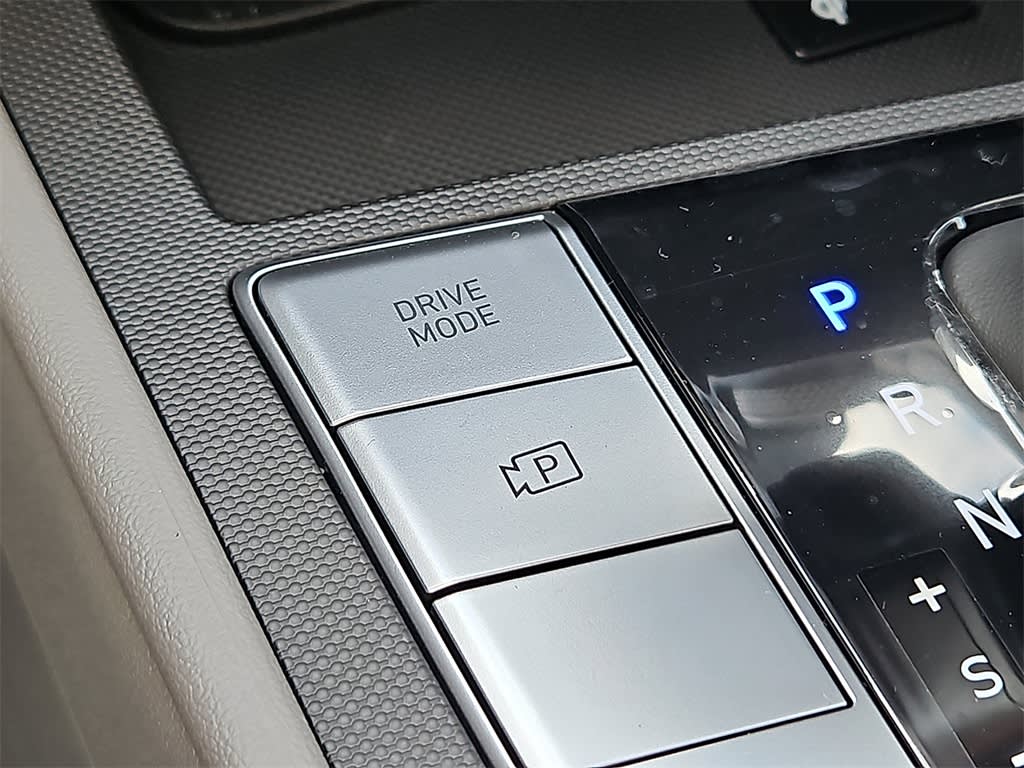 Thumbnail: 2025 Hyundai Elantra - 20