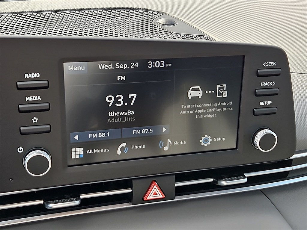 Thumbnail: 2025 Hyundai Elantra - 10