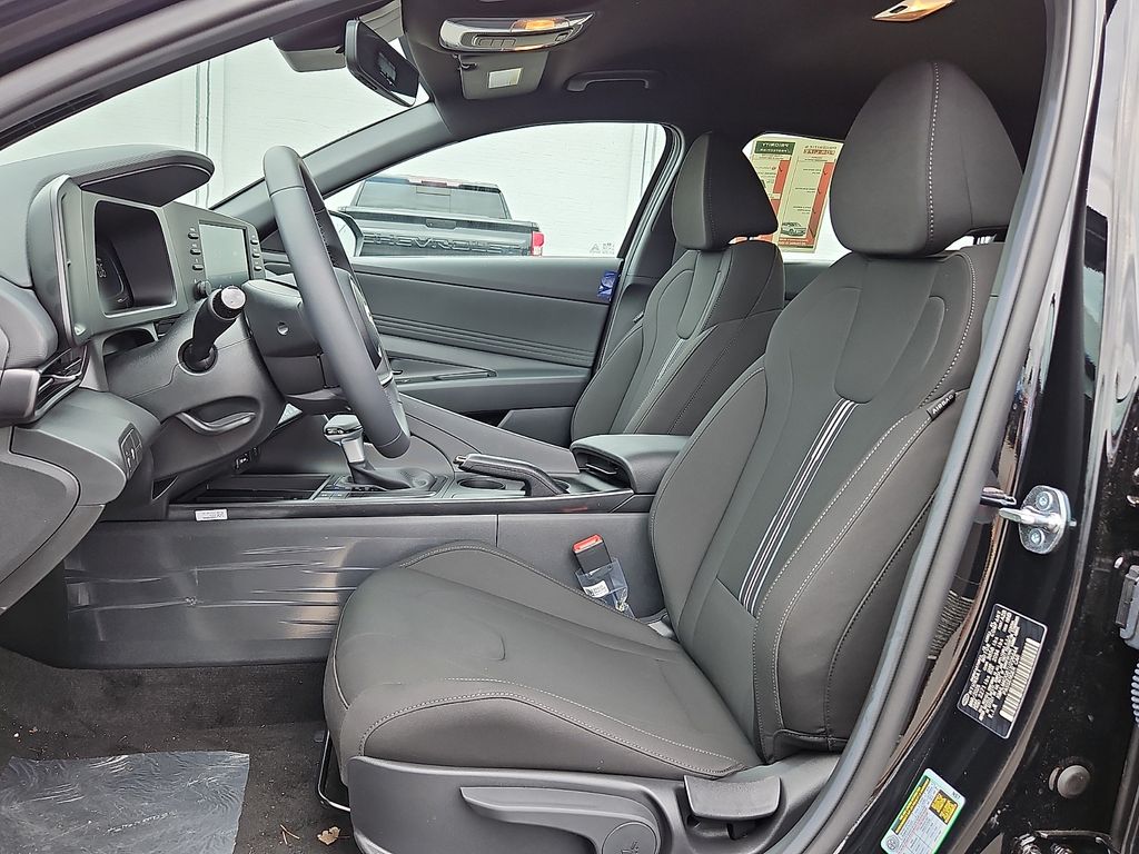 Thumbnail: 2026 Hyundai Elantra - 8