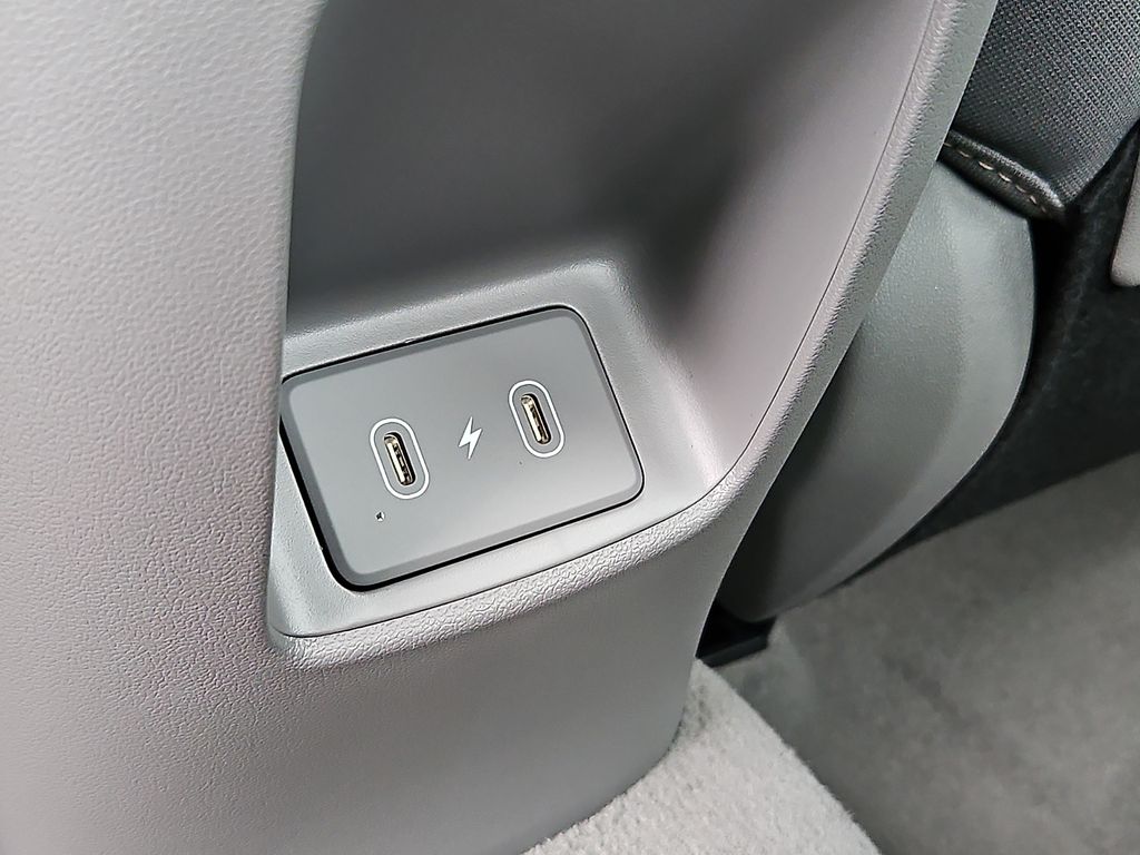 Thumbnail: 2026 Hyundai Elantra - 23