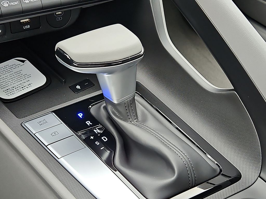 Thumbnail: 2026 Hyundai Elantra - 12