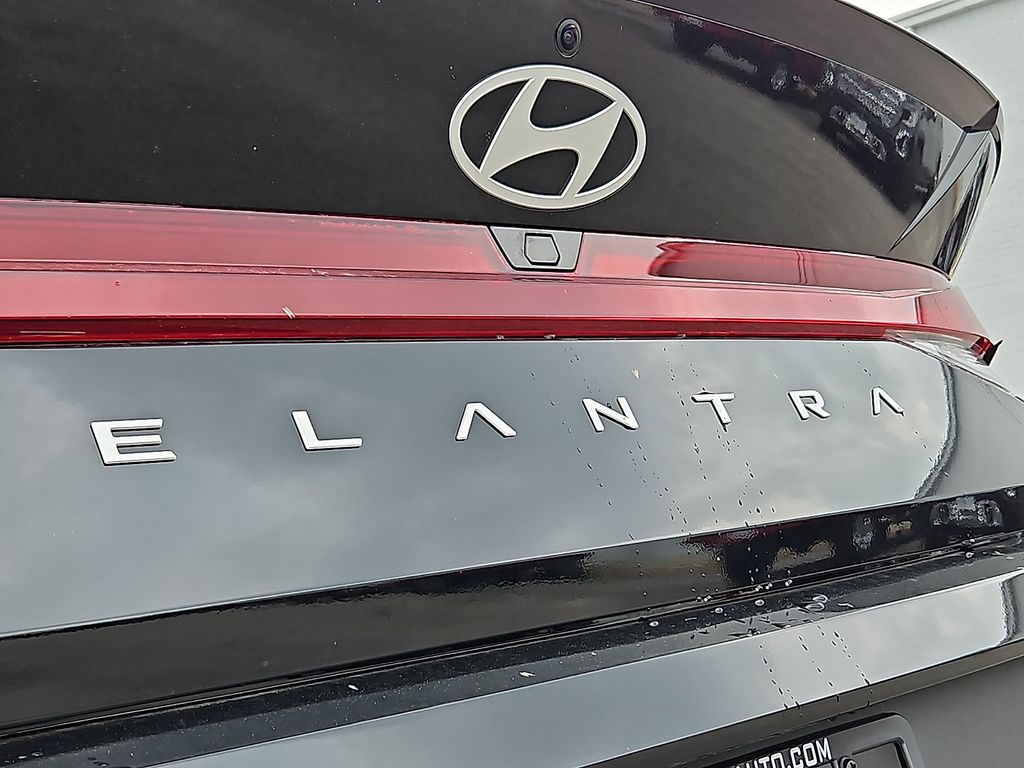 Thumbnail: 2026 Hyundai Elantra - 6