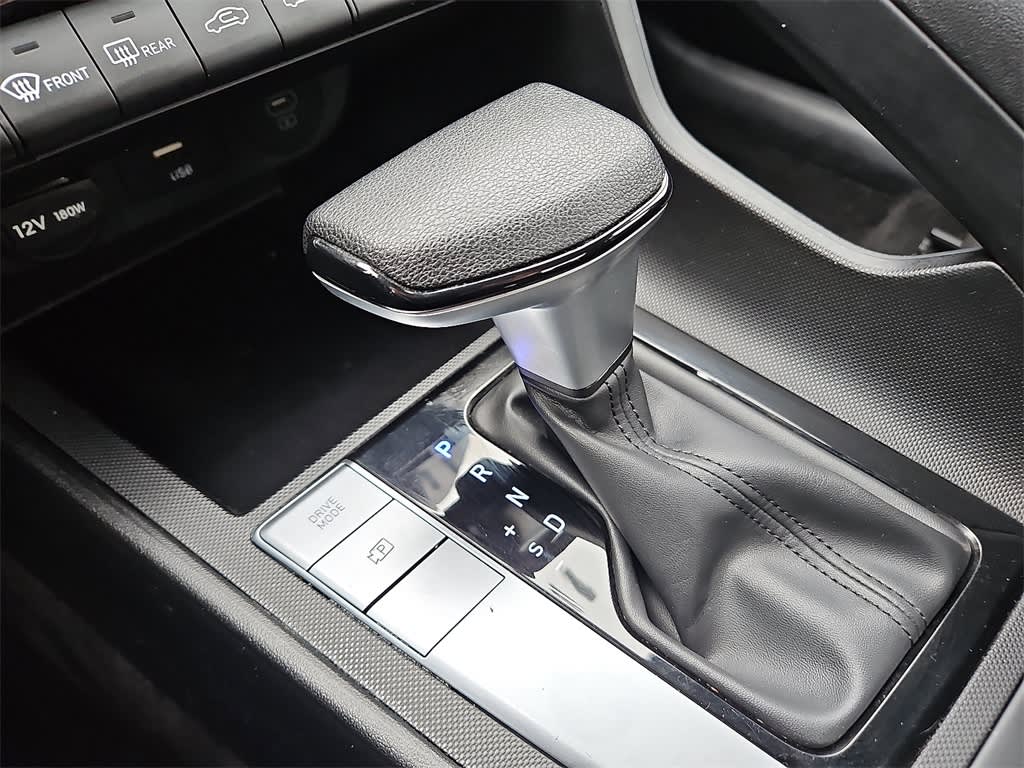 Thumbnail: 2024 Hyundai Elantra - 11