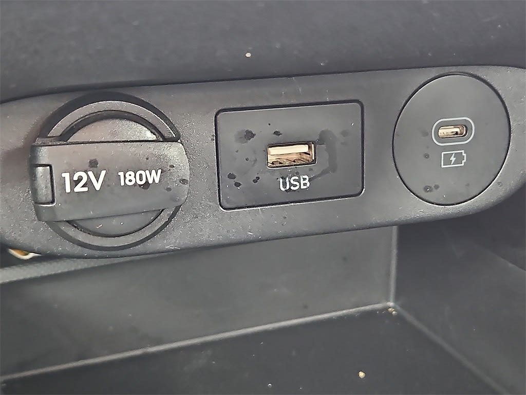 Thumbnail: 2024 Hyundai Elantra - 26