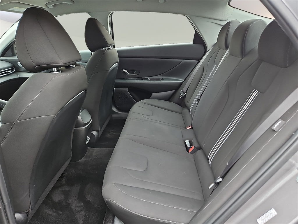 Thumbnail: 2024 Hyundai Elantra - 9