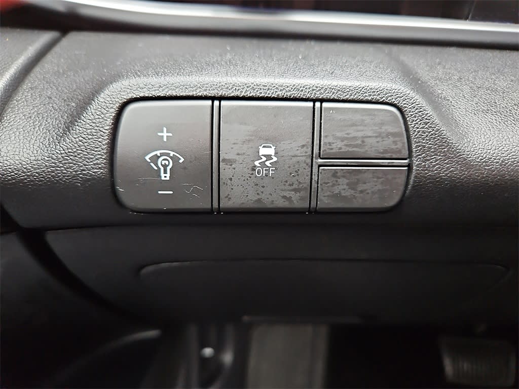 Thumbnail: 2024 Hyundai Elantra - 24