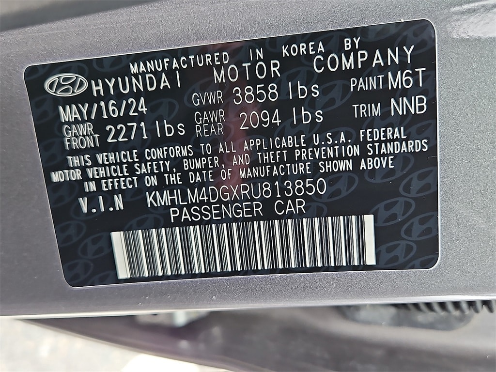 Thumbnail: 2024 Hyundai Elantra - 14