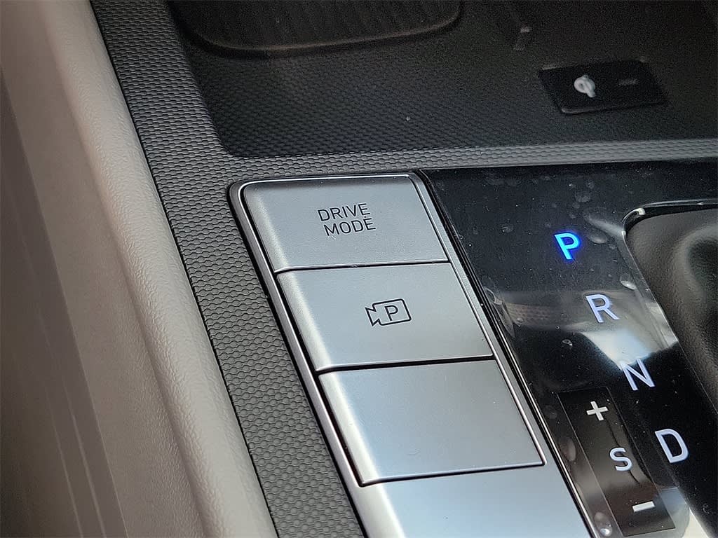 Thumbnail: 2025 Hyundai Elantra - 20