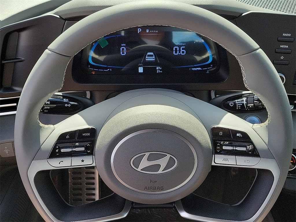 Thumbnail: 2025 Hyundai Elantra - 8