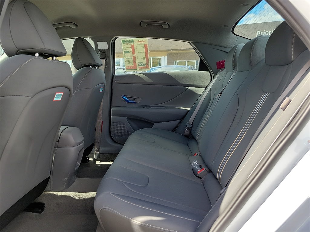 Thumbnail: 2025 Hyundai Elantra - 10