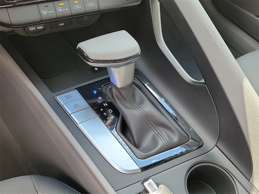 Thumbnail: 2025 Hyundai Elantra - 12