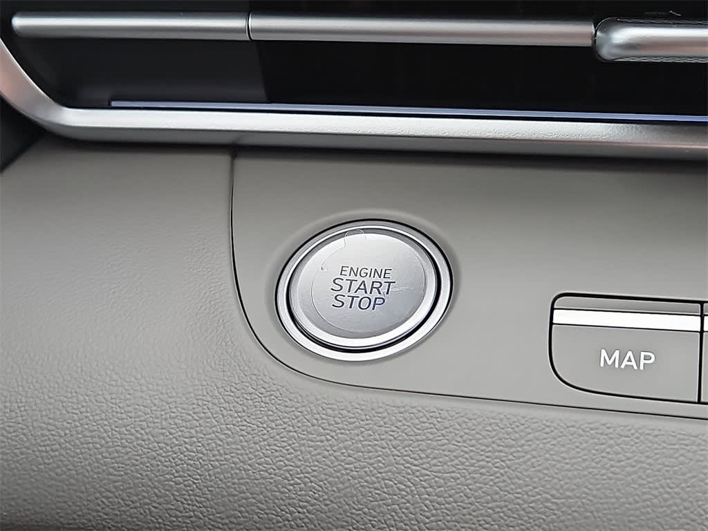 Thumbnail: 2025 Hyundai Elantra - 20