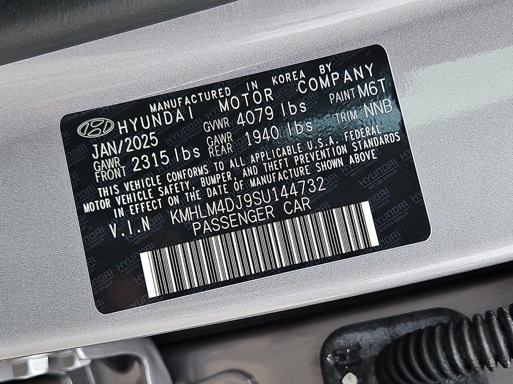 Thumbnail: 2025 Hyundai Elantra - 16