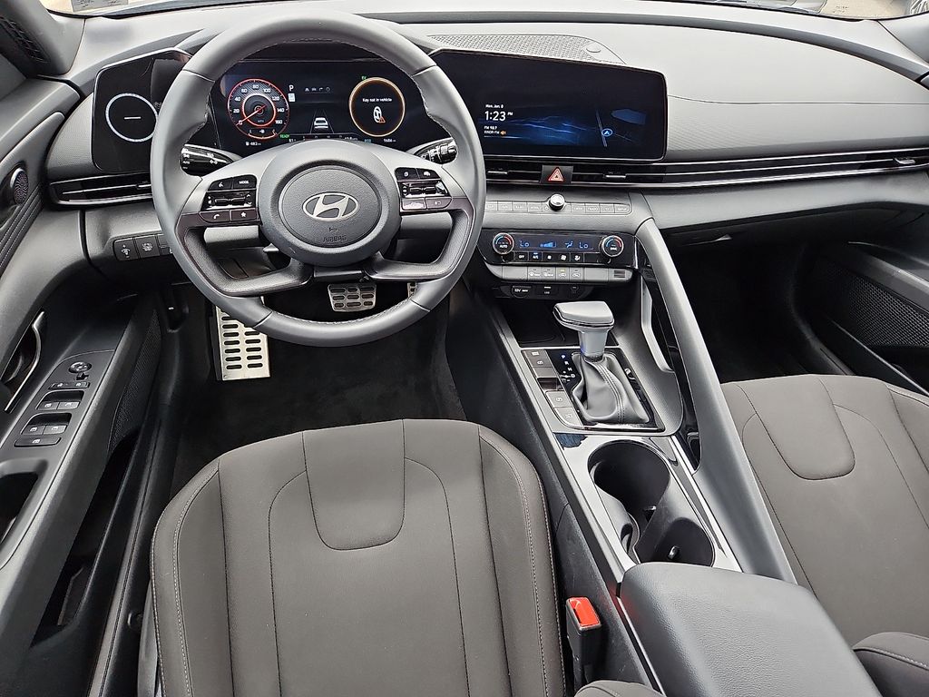 Thumbnail: 2025 Hyundai Elantra - 2
