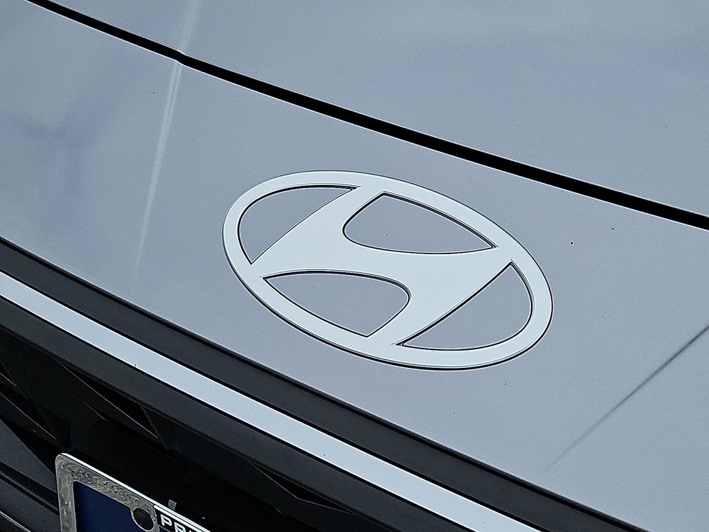 Thumbnail: 2025 Hyundai Elantra - 7