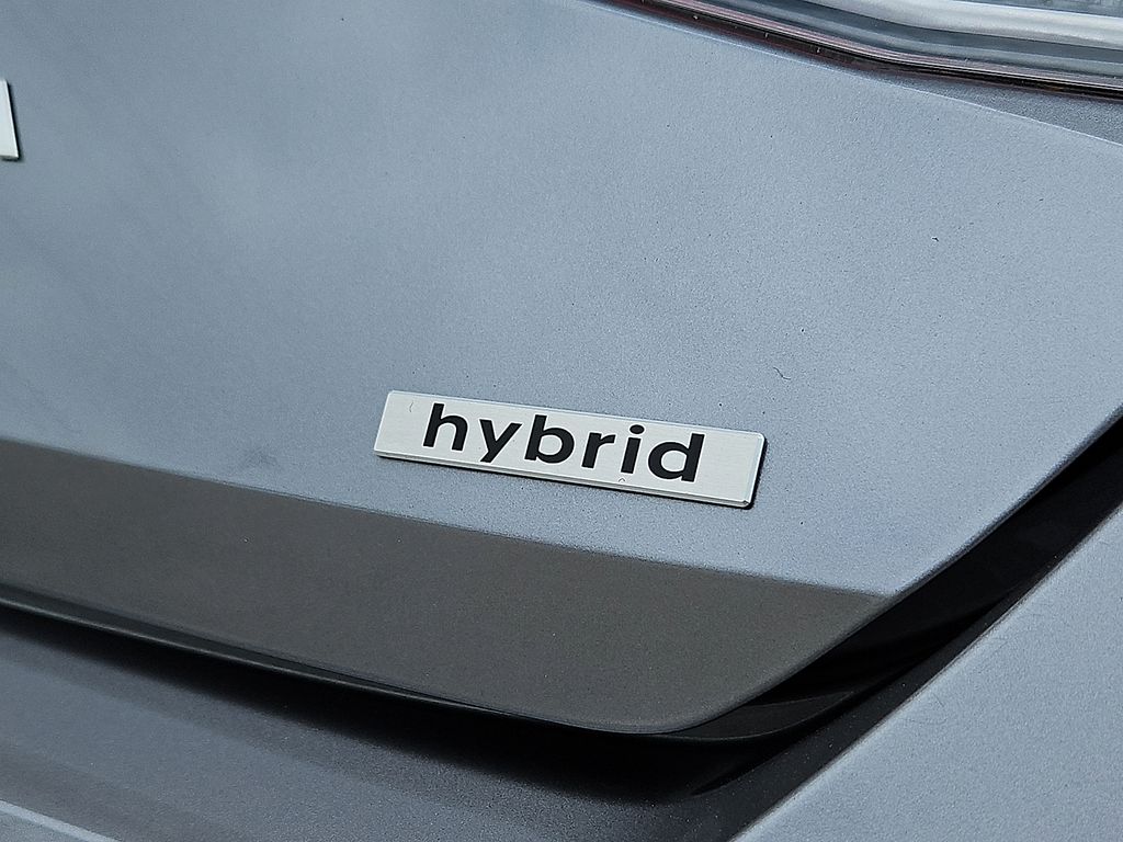 Thumbnail: 2025 Hyundai Elantra - 33