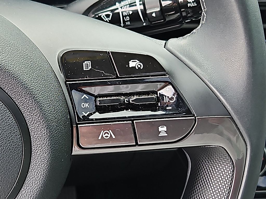 Thumbnail: 2024 Hyundai Elantra - 25