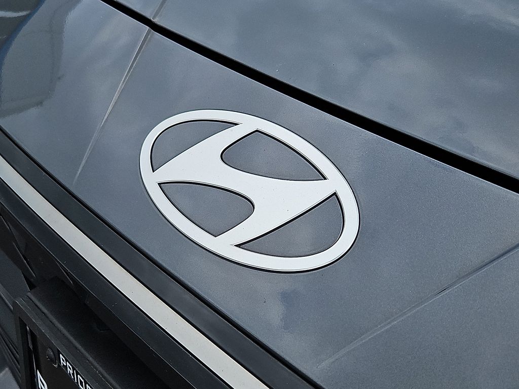 Thumbnail: 2024 Hyundai Elantra - 31