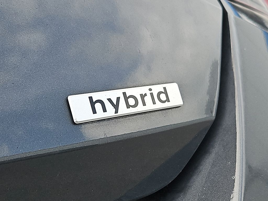 Thumbnail: 2024 Hyundai Elantra - 33