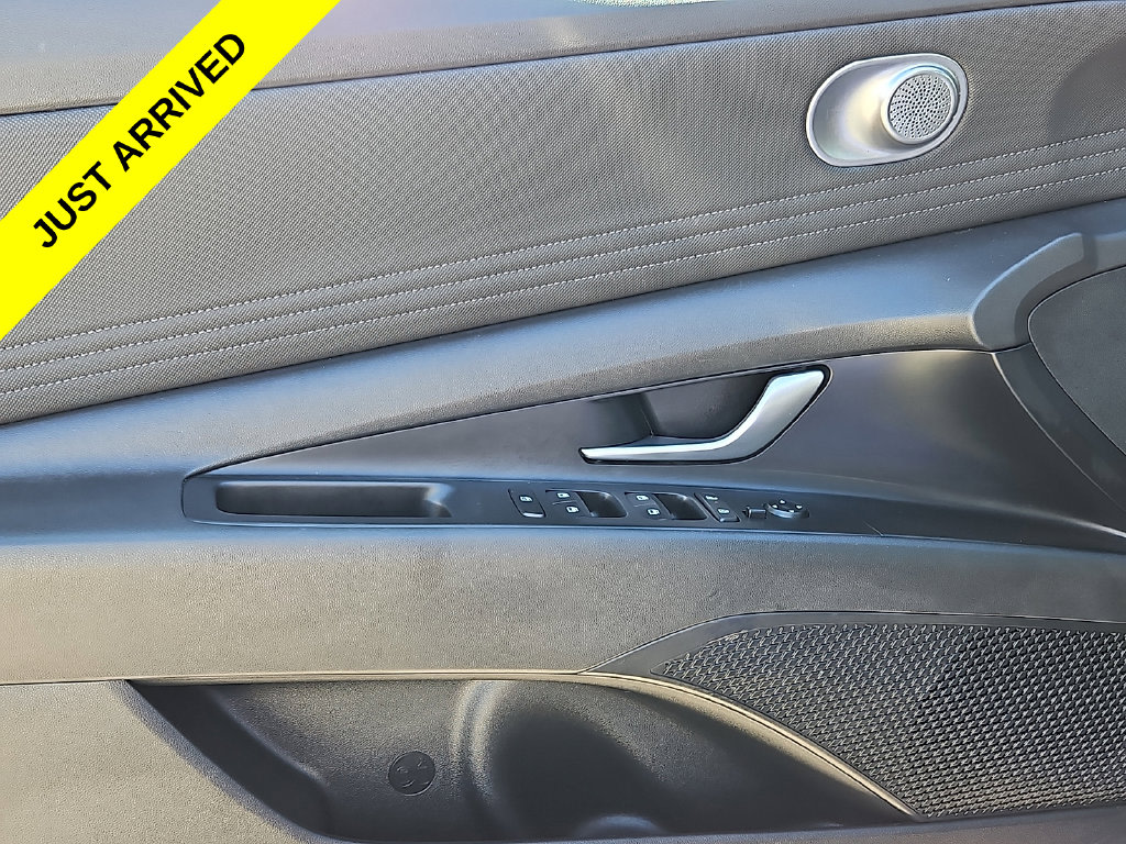 Thumbnail: 2025 Hyundai Elantra - 20