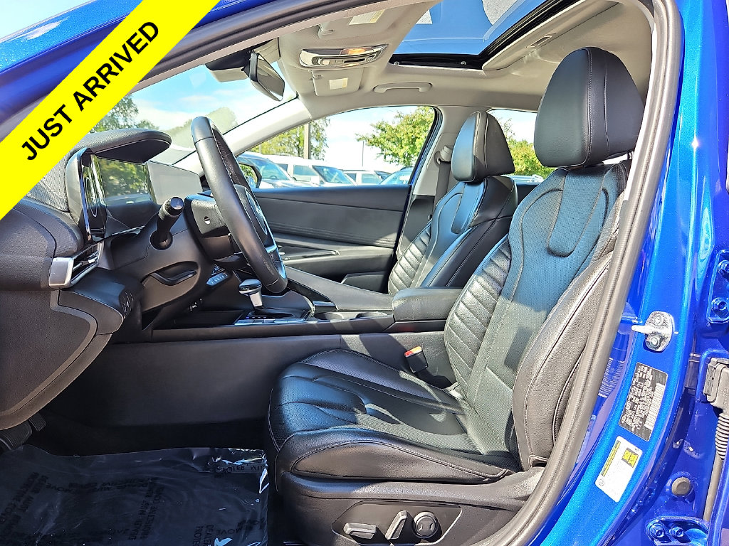 Thumbnail: 2025 Hyundai Elantra - 10