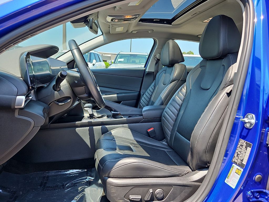 Thumbnail: 2025 Hyundai Elantra - 10