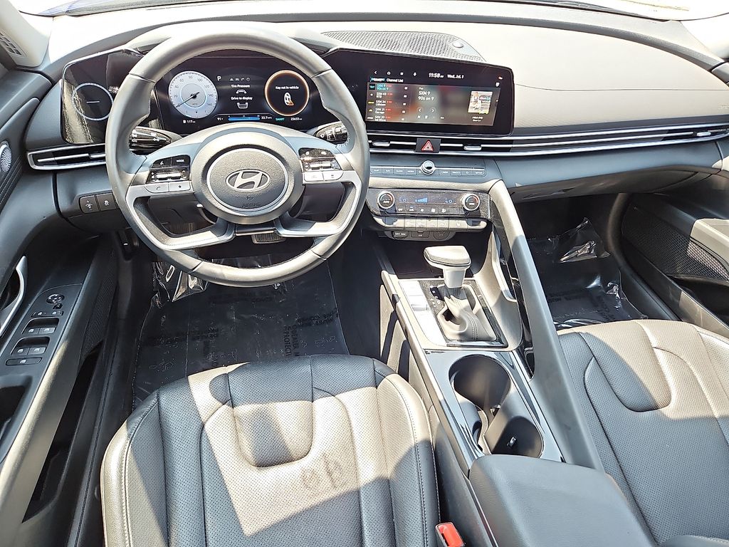 Thumbnail: 2025 Hyundai Elantra - 2
