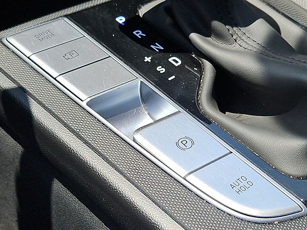 Thumbnail: 2025 Hyundai Elantra - 7